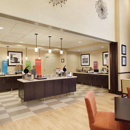 Hampton Inn & Suites Philadelphia Montgomeryville North Wales Екстер'єр фото