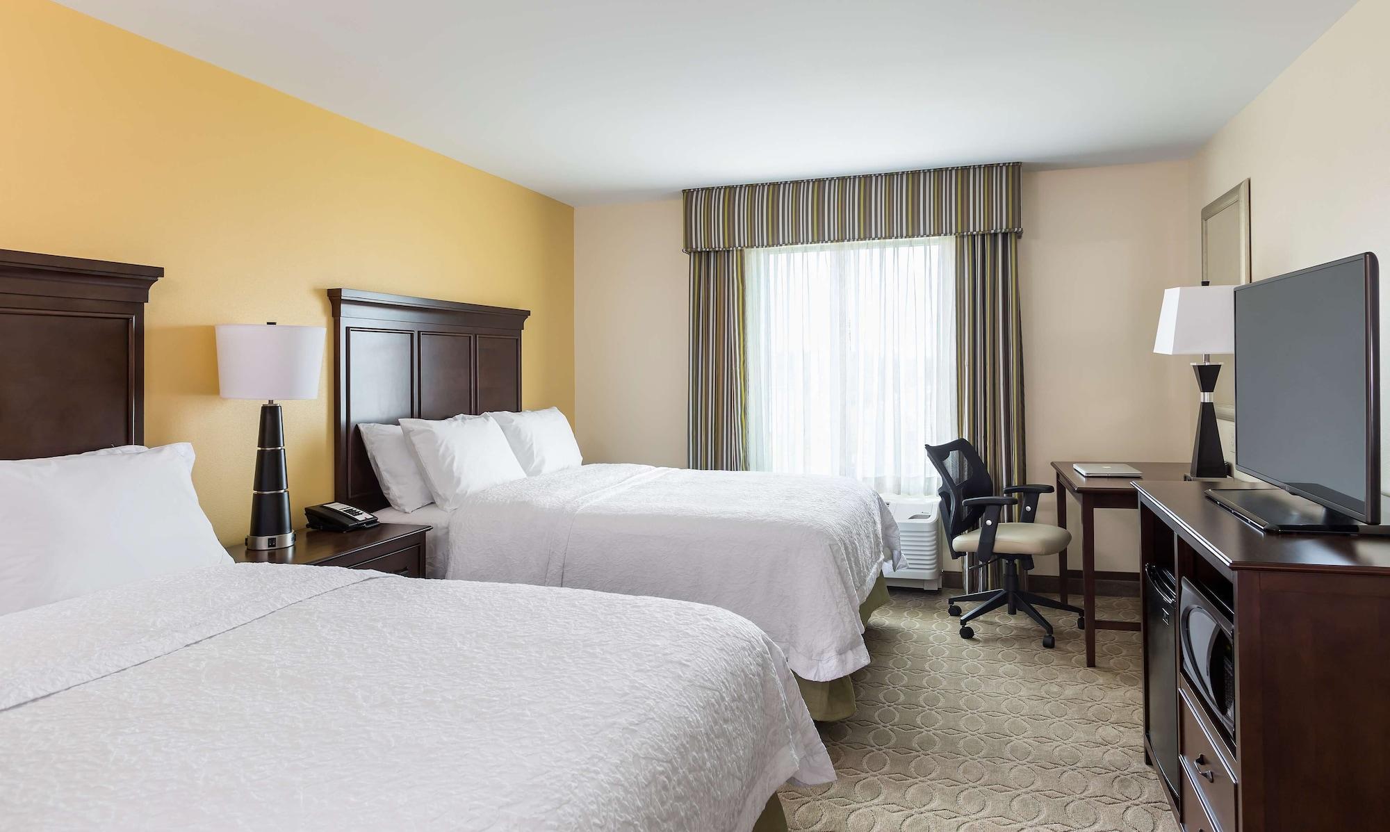 Hampton Inn & Suites Philadelphia Montgomeryville North Wales Екстер'єр фото