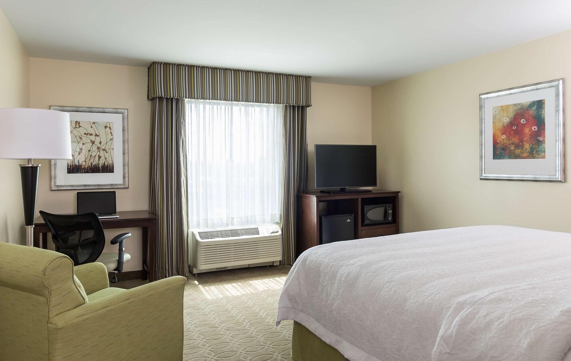 Hampton Inn & Suites Philadelphia Montgomeryville North Wales Екстер'єр фото